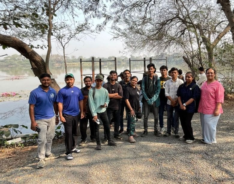 Group of smiling people.